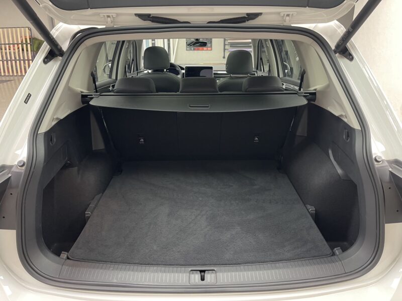 Volkswagen Tiguan L 2022 330TSI Automatic 2WD R-Line Enjoy Edition - 图片 8