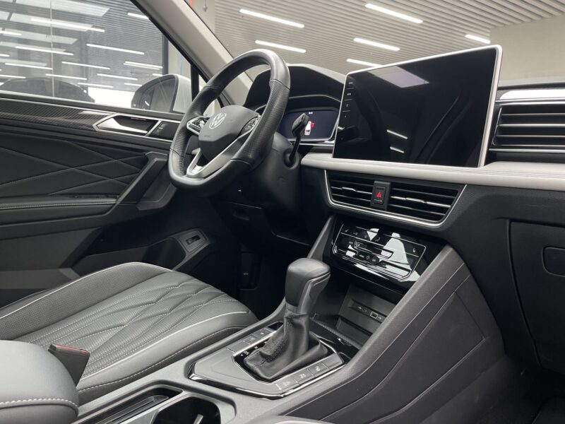 Volkswagen Tiguan L 2022 330TSI Automatic 2WD R-Line Enjoy Edition - 图片 17